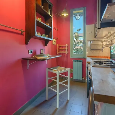 Apartament Saffi Huge A Pochi Passi Dall'ospedale Bolonia