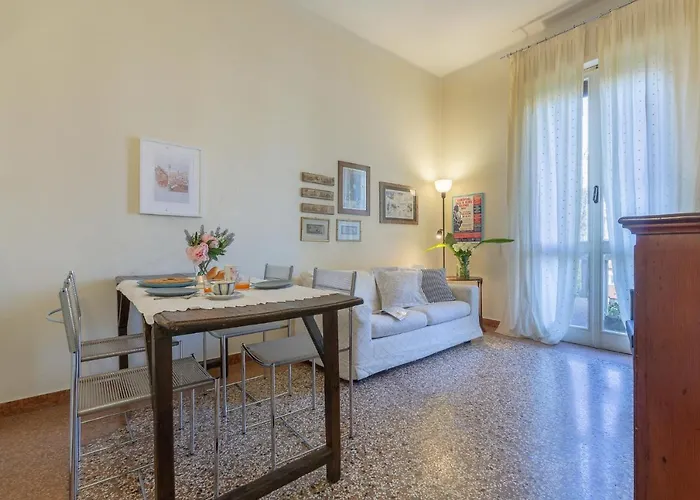 Guesthost - Saffi Huge A Pochi Passi Dall'ospedale Apartmán