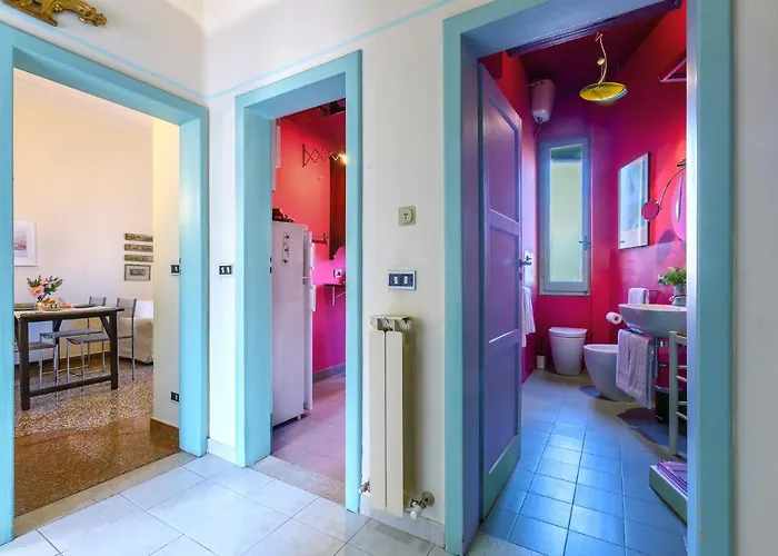 Guesthost - Saffi Huge A Pochi Passi Dall'ospedale *