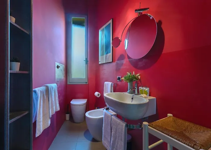 아파트 Guesthost - Saffi Huge A Pochi Passi Dall'ospedale 볼로냐